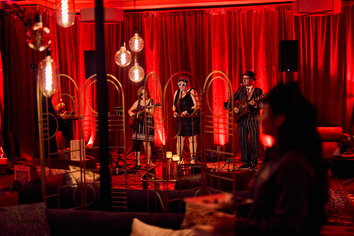 ilea rotunda showcase 21